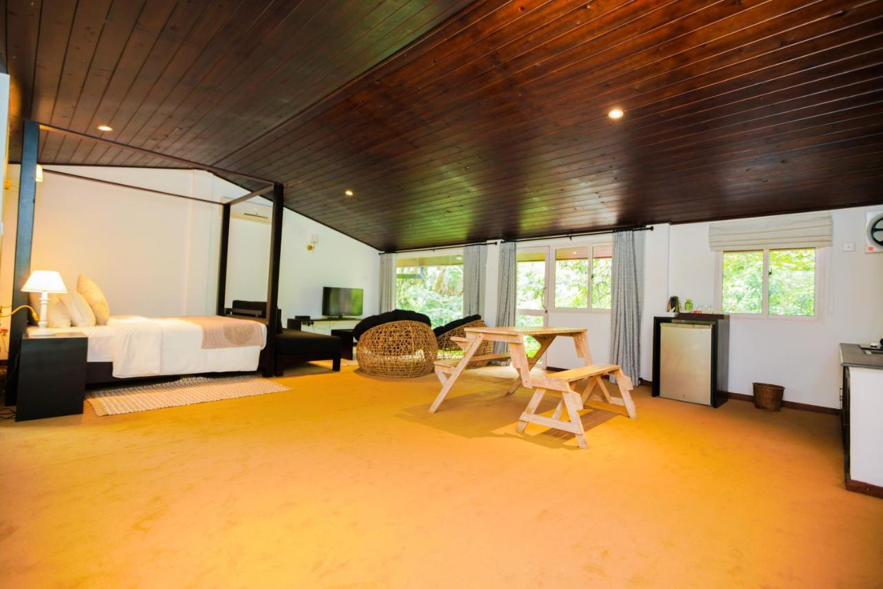 Villa Lé Maas Tota Koslanda Exterior foto